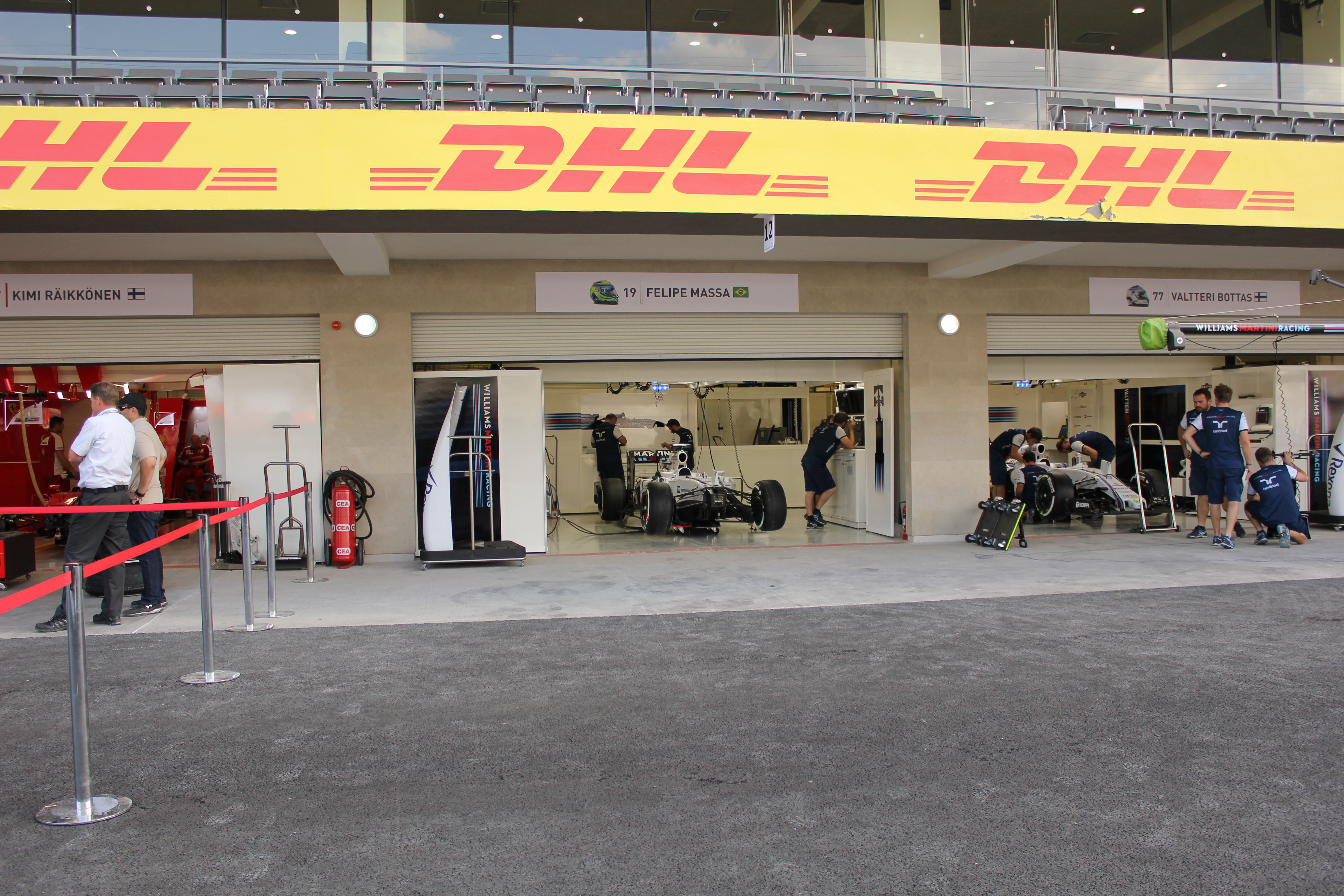 pitlane_05