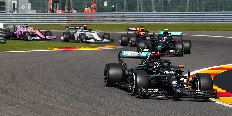 Hamilton vence en Bélgica y se acerca a dos victorias del récord de Schumacher