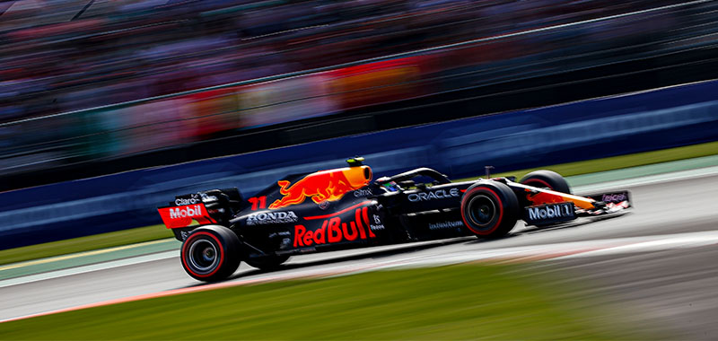 Valtteri Bottas gana la pole position del México  GP y se lleva el Casco de Juan Manuel Fangio