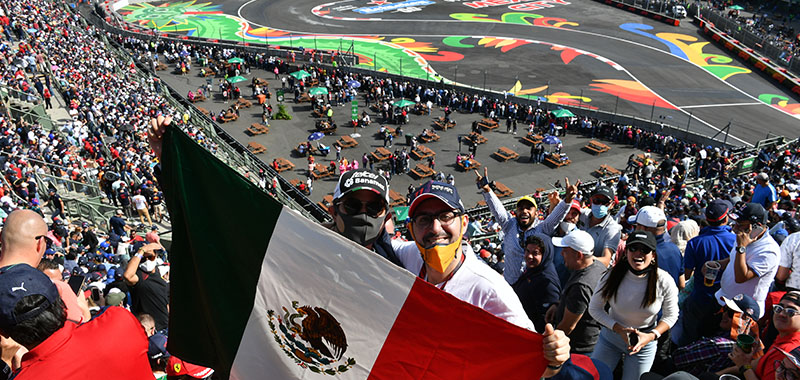 Valtteri Bottas gana la pole position del México  GP y se lleva el Casco de Juan Manuel Fangio