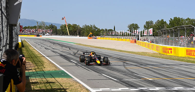 Red Bull consigue su segundo 1-2 de la temporada con Verstappen y Pérez