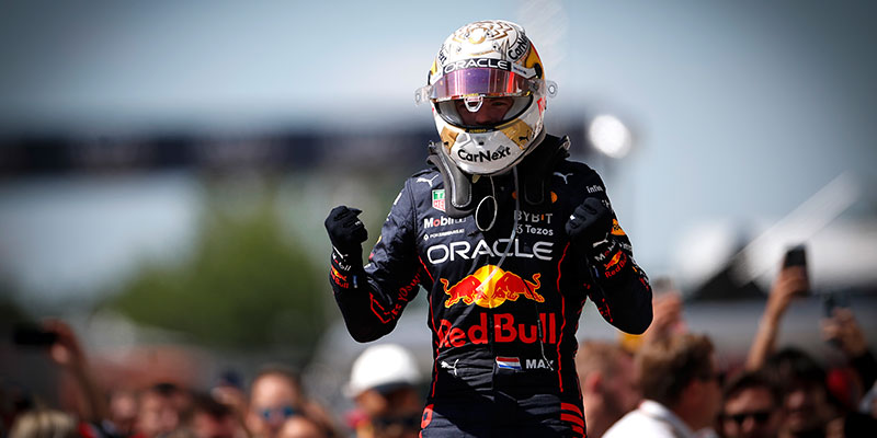 Verstappen conquista el GP de Canadá en un gran duelo con Sainz