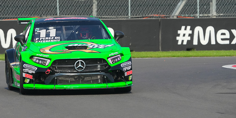 Michel Jourdain domina el primer día de Freightliner Legends Cup por Fibra UNO