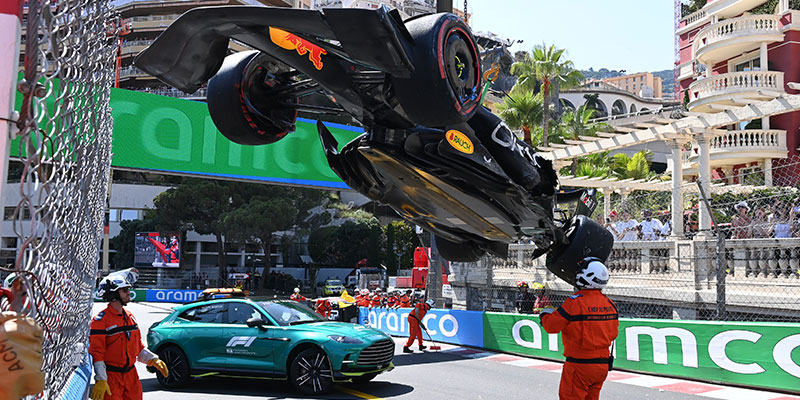 Verstappen gana la pole en el GP de Mónaco. ‘Checo’ saldrá desde la última posición