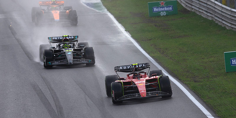 Verstappen gana en Holanda